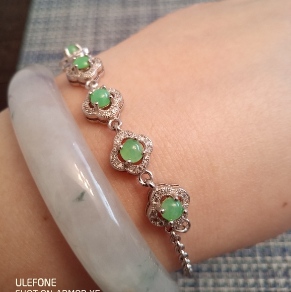 Burmese Jadeite Jade Sterling Silver Bracelet - Picture 7 of 8